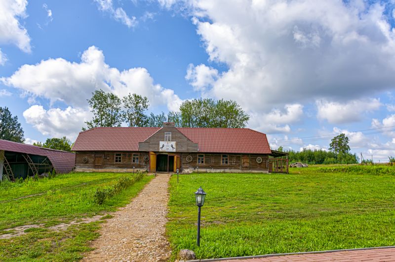 Barn Roof Construction in Walton County, GA